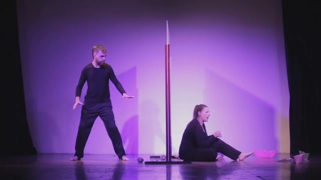 Voz en Off – Tráiler – Obra de teatro